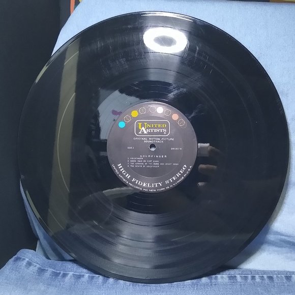 Goldfinger Soundtrack 1964 007 James Bond Vinyl Record - Picture 4 of 4